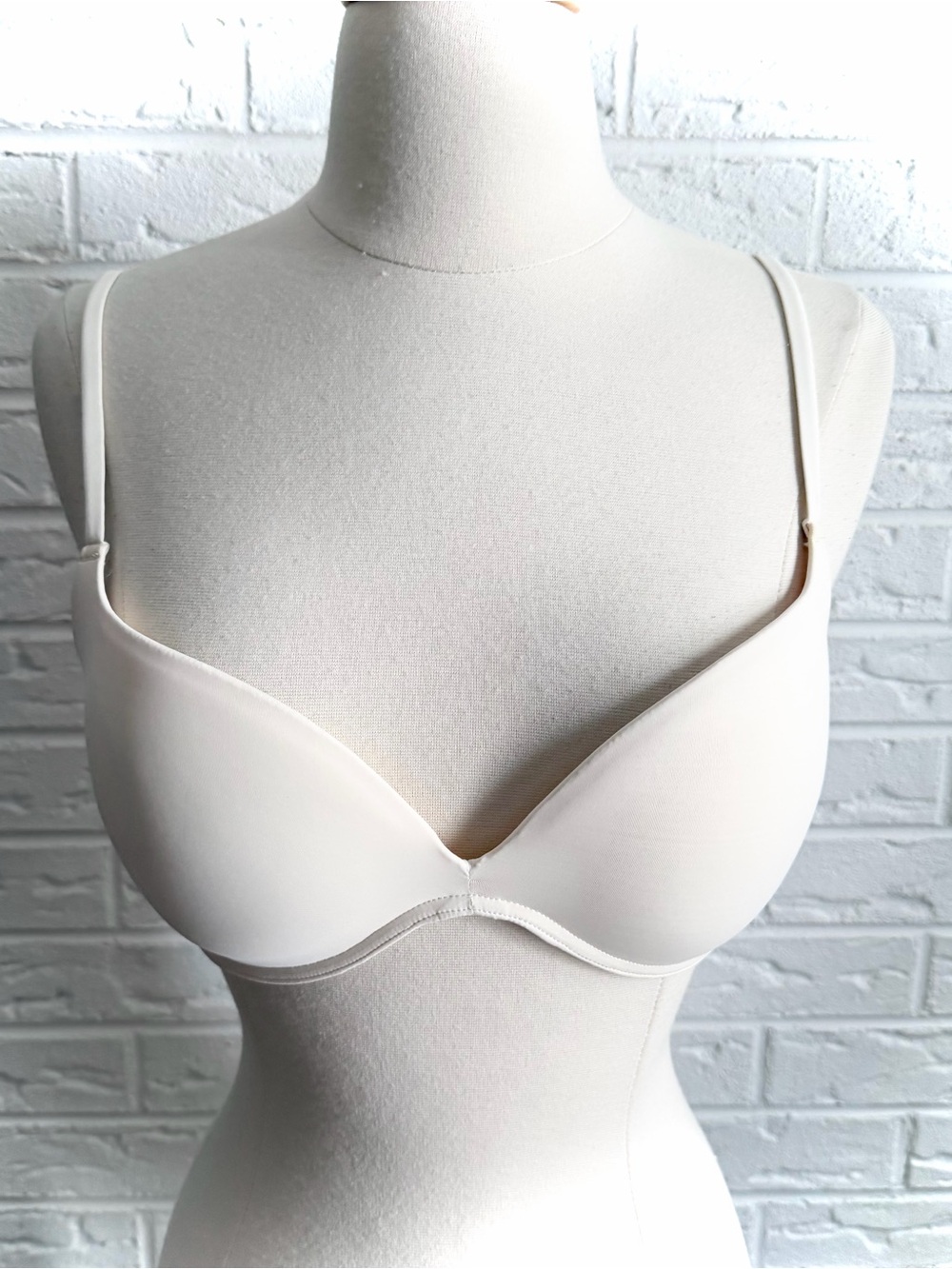 PEPPER Wireless Bra Buff Size 38B